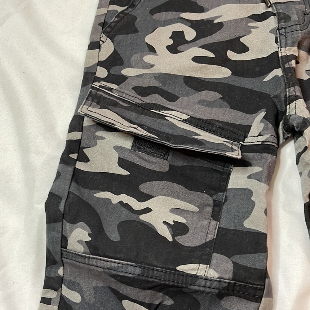 Ring of fire camouflage, joggers - Picture 3 of 9